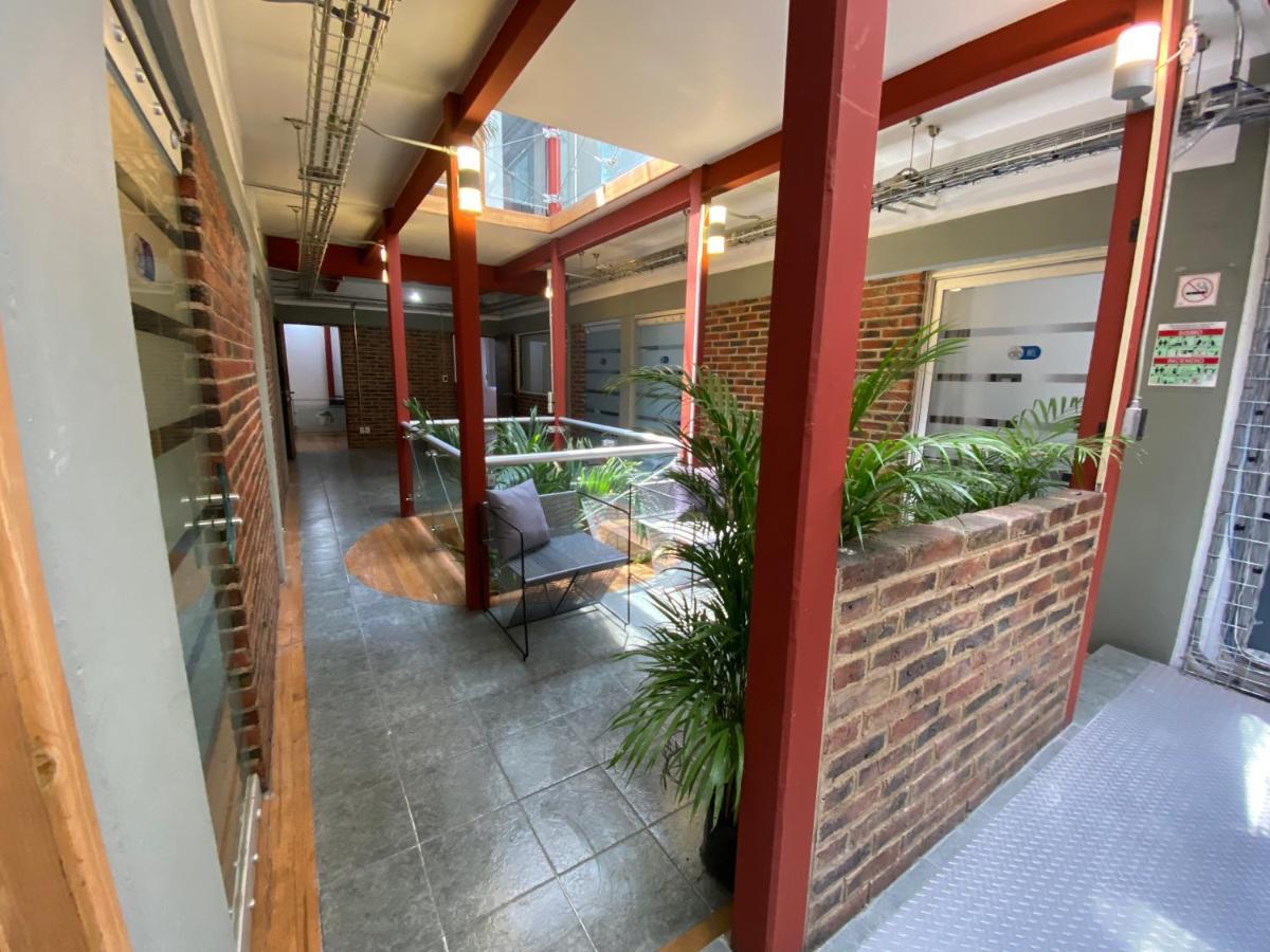 Roomies Hostel Reforma-El Angel مدينة مكسيكو المظهر الخارجي الصورة
