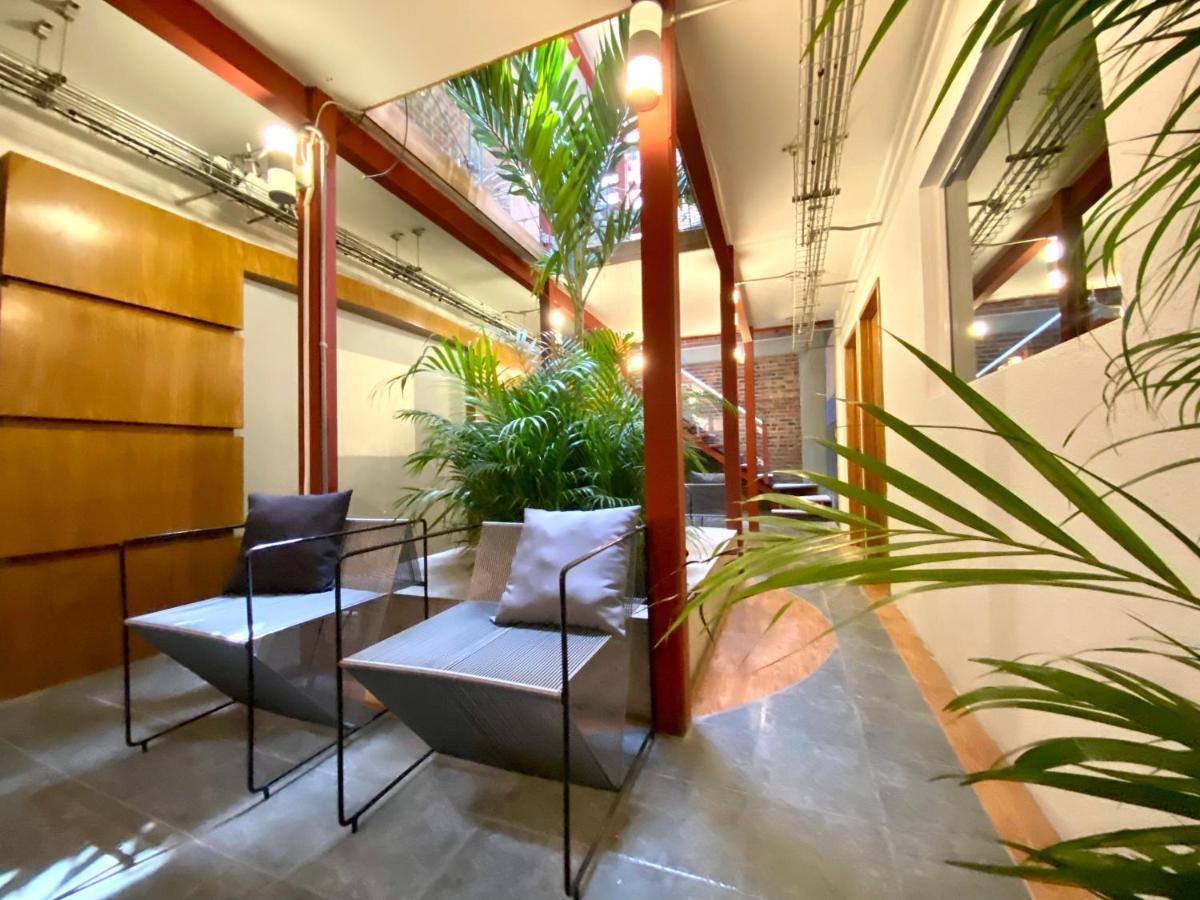 Roomies Hostel Reforma-El Angel مدينة مكسيكو المظهر الخارجي الصورة